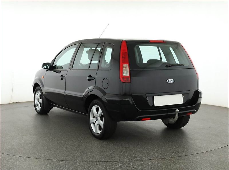 Ford Fusion (2010) 1.4, po STK, Tažné - fotka 4 z 16