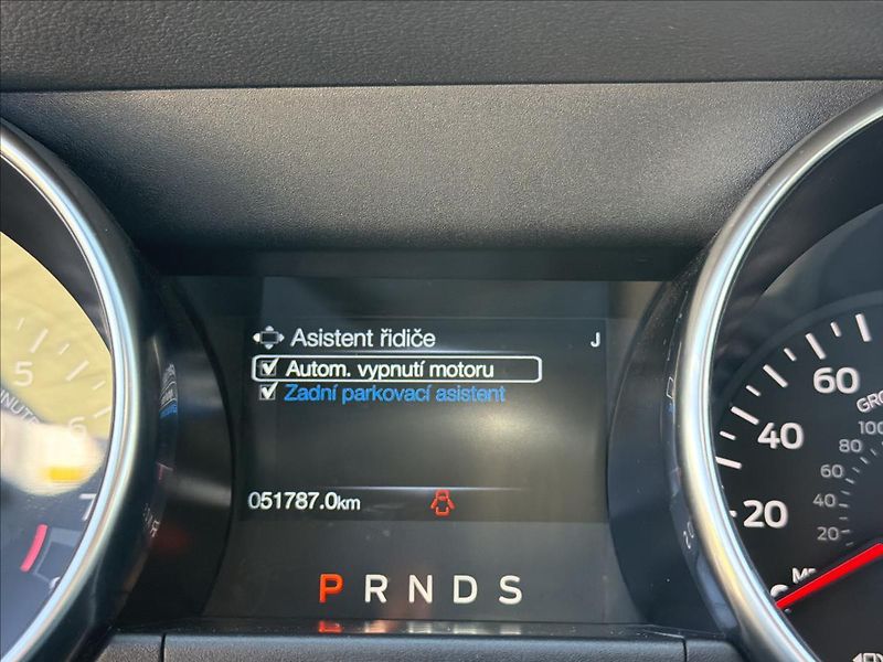 Ford Mustang 5,0 331 Kw GT V8 Automat - fotka 25 z 32