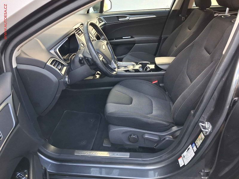 Ford Mondeo (2016) 2.0TDCi 4x4, 2.maj,ČR, AT - fotka 9 z 19