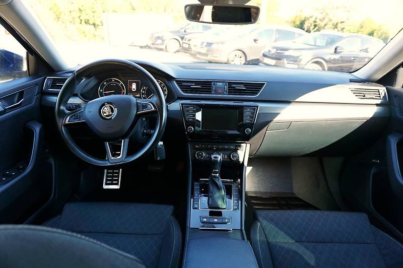 Škoda Superb (2015) STYLE 2,0 TDI 140 kW - fotka 22 z 43