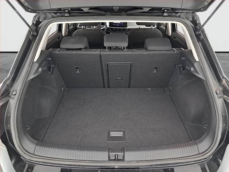 Volkswagen T-Roc (2022) 1.5 TSI - fotka 14 z 19