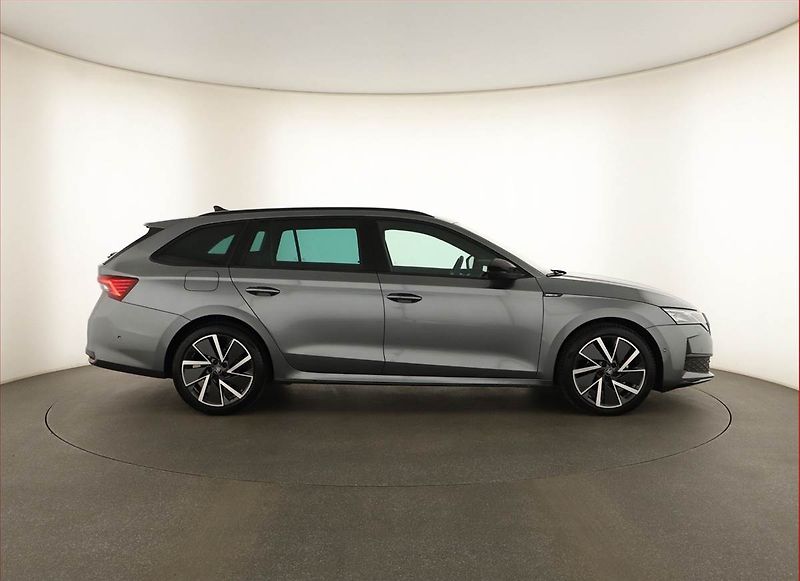 Škoda Octavia (2025) Sportline 2.0 TDI - fotka 6 z 19