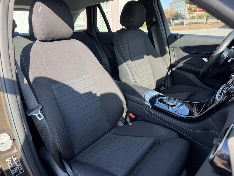 Mercedes-Benz GLC 220d 125kW 4Matic - fotka 54 z 68