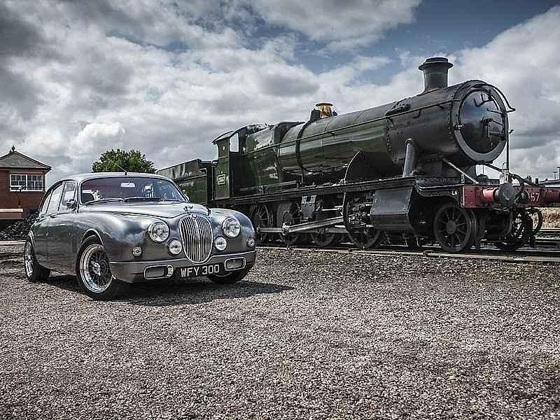 Jaguar Mark 2 designera Iana Calluma.