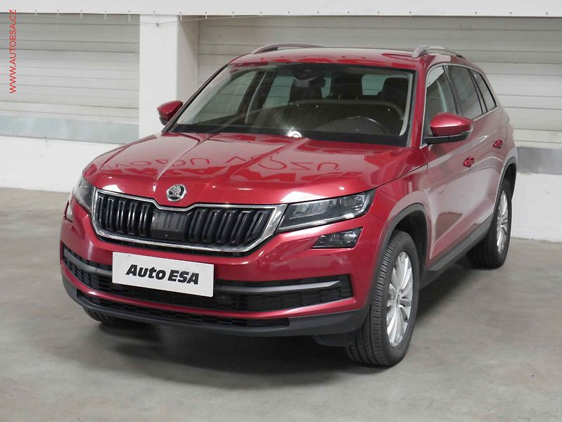 Škoda Kodiaq (2018) 2.0TDi 4x4, ČR, Style, DSG - fotka 3 z 22
