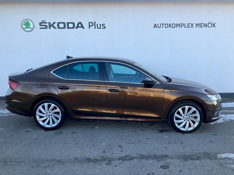 Škoda Octavia (2023) Style 2,0 TDI 110 kW  7 Automa - fotka 7 z 32