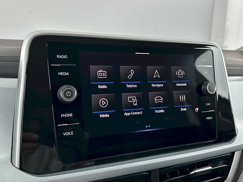 Volkswagen T-Roc (2025) Life GOAL 1.0 TSI 85kW - fotka 18 z 27