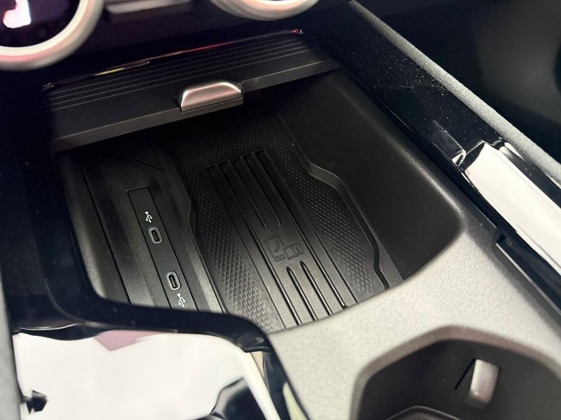 Škoda Superb Sportline 2.0TSI 195kw DSG 4x4 - fotka 19 z 26