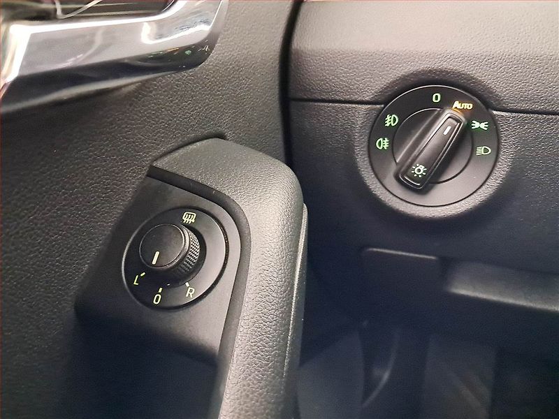 Škoda Octavia (2017) Style 1.0 TSI, Serv.kniha - fotka 17 z 19