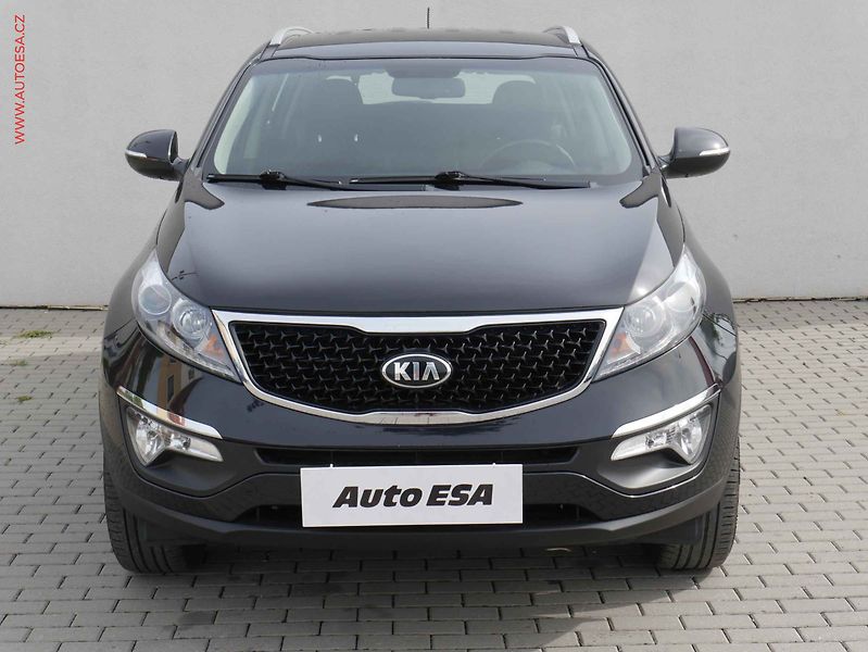 Kia Sportage (2015) 1.6GDi, 2.maj,ČR, Navi - fotka 2 z 20