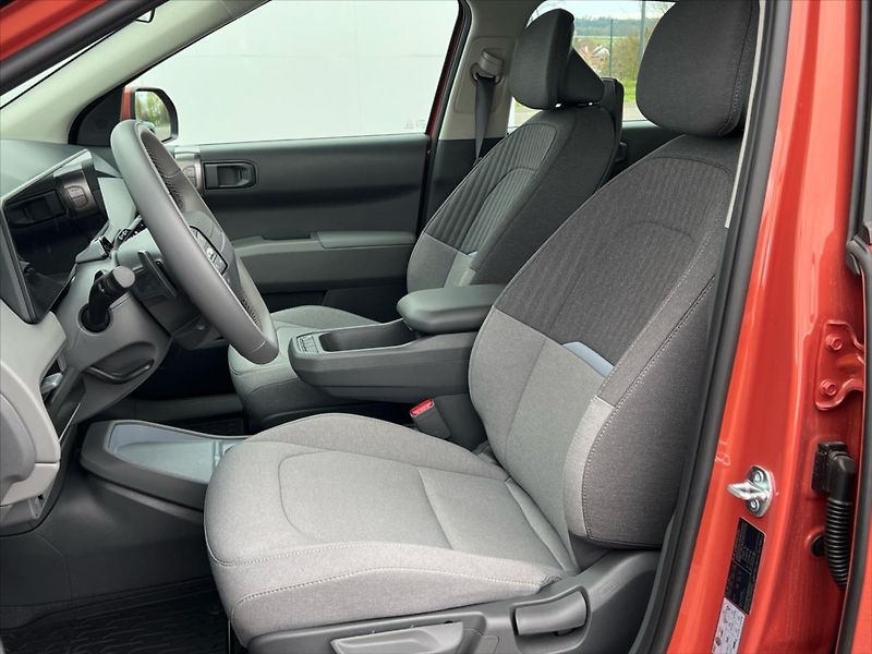 Kia EV3 1,0 150kW 81,4 kWh 4x2  AIR - fotka 11 z 26