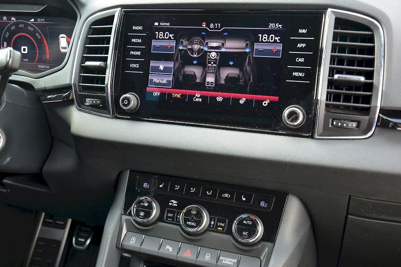 Škoda Karoq (2020) 1.5 TSI 110 kW Sportline - fotka 23 z 25