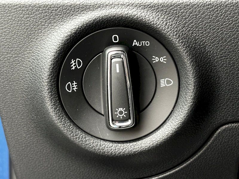Škoda Kamiq (2024) DSG 1.0 TSI / 85 kW / MONTE CA - fotka 28 z 29