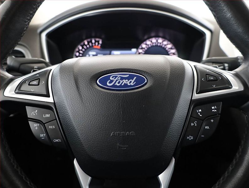 Ford Mondeo (2017) 2.0 TDCI, Automat, Serv.kniha - fotka 8 z 20