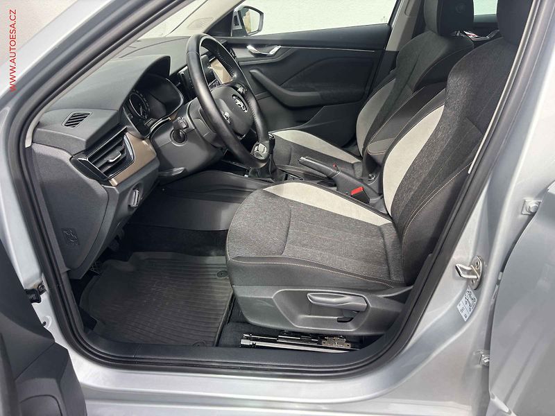 Škoda Scala (2022) 1.5 TSi, 1.maj,ČR, Style, LED - fotka 9 z 17