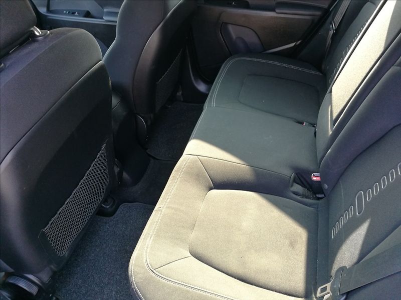 Kia Sportage 1,7 CRDi - fotka 15 z 19
