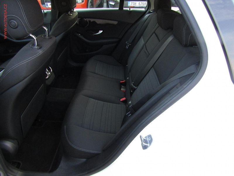 Mercedes-Benz Třídy C (2019) 1.6 d C 200, 1.maj,ČR, AT - fotka 10 z 22