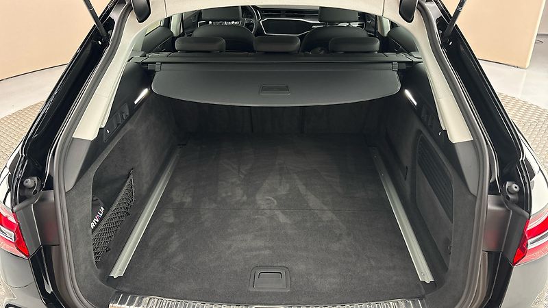 Audi A6 2.0 45TFSI S Tronic Avant - fotka 17 z 25