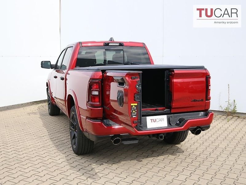 RAM 1500 (2026) Laramie 5.7 V8 HEMI 2026 - fotka 4 z 43