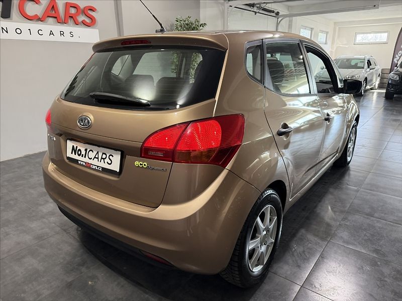 Kia Venga 1,4   i KLIMA NOVÉ ROZVODY - fotka 5 z 30
