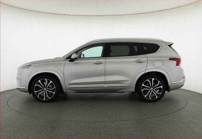 Hyundai Santa Fe (2021) 2.2 CRDi - fotka 3 z 21