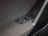 Volkswagen Golf (2013) 1.4 TSI, Tempomat - náhled 17