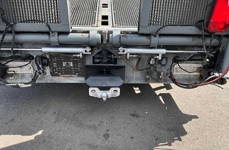 Scania (2014) P 410 8x2 odtahovka EURO 6 - fotka 9 z 24