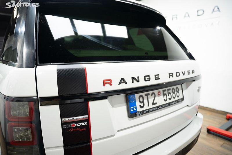 Land Rover Range Rover Autobiography 4,4 SDV8 250 kW - fotka 12 z 15