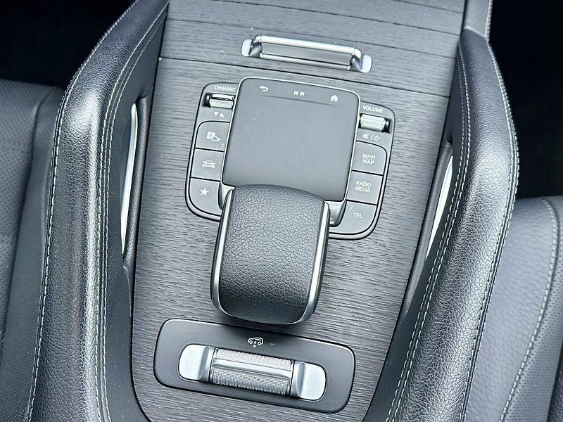 Mercedes-Benz GLE (2024) 450 d 4MATIC - fotka 23 z 53