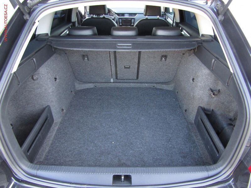 Škoda Octavia (2013) 2.0 TDi, Elegance, TZ, bixen - fotka 7 z 19