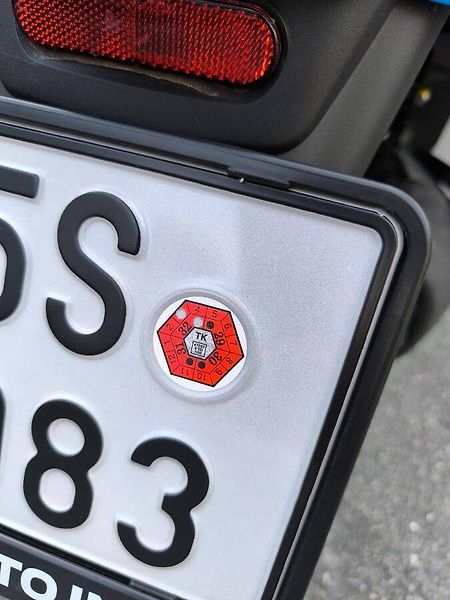 Vespa GTS 125 Super (2025) Sport Blu Eclettico E5+ (sleva - fotka 11 z 12