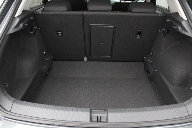Volkswagen T-Roc 1.0 TSI LED ZÁRUKA DPH ČR - fotka 12 z 24