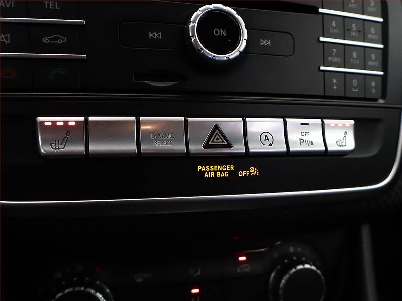 Mercedes-Benz Třídy A (2016) A 180 d, Automat, Kůže - fotka 9 z 16