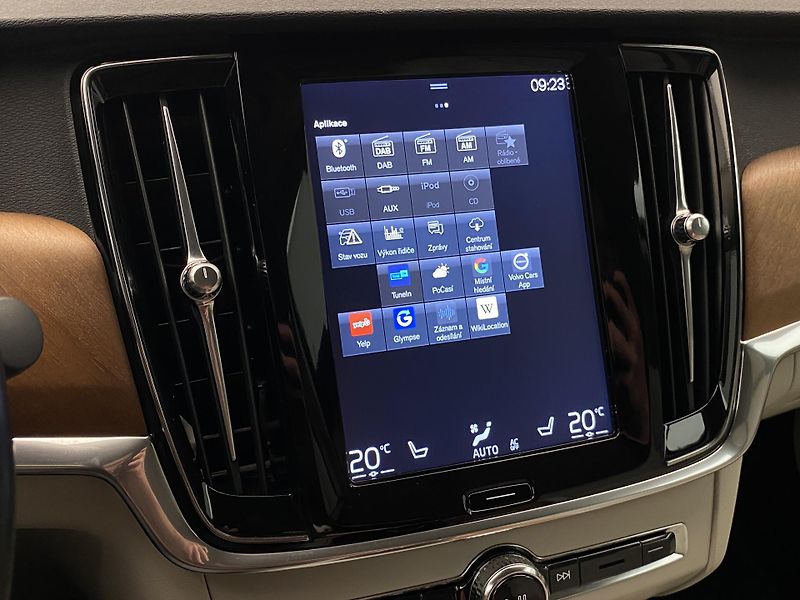 Volvo S90 T6 AWD   REZERVACE - fotka 38 z 40