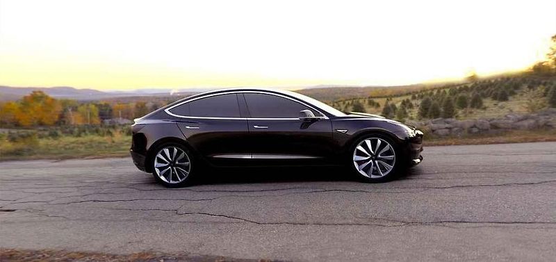 Tesla Model 3.
