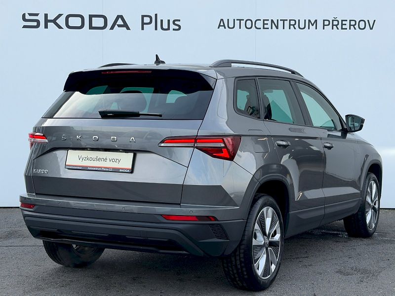Škoda Karoq (2023) 1.5 TSI 110kW DSG Style - fotka 2 z 35