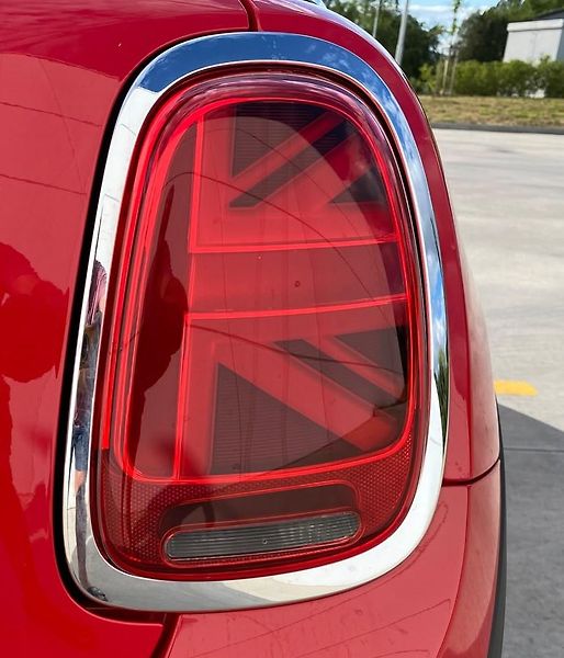 Mini Cooper (2022) SE 135 kW 2022 - fotka 5 z 18