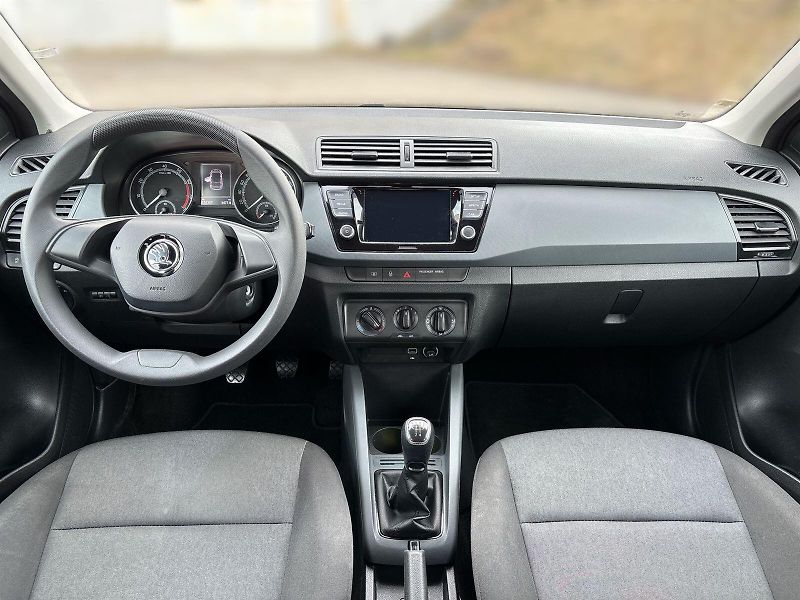 Škoda Fabia (2022) Combi Tour 1.0 TSI Active - fotka 5 z 23