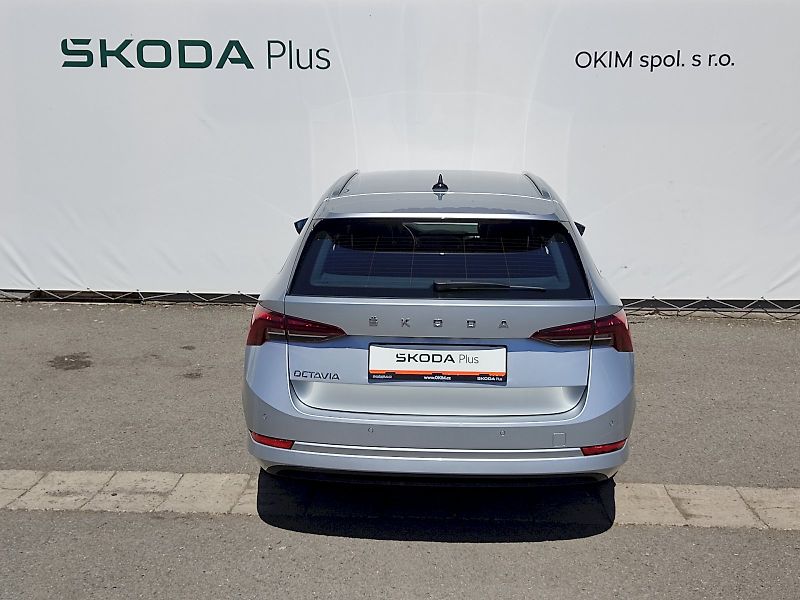 Škoda Octavia (2021) Combi Style 1,5 Tsi 110 Kw - fotka 32 z 34