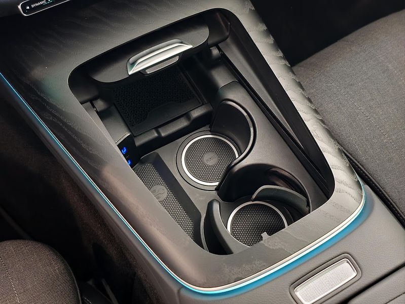 Mercedes-Benz Třídy E E300 de T 4M Avantgarde Adv+ - fotka 33 z 34