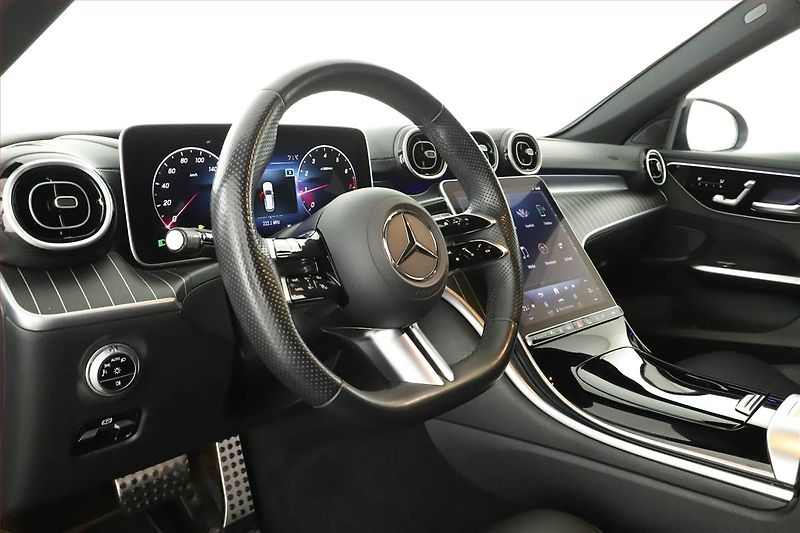 Mercedes-Benz Třídy C (2023) C 300 4MATIC - fotka 16 z 22
