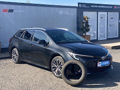 Toyota Corolla 2.0HEV, ČR, Style, DPH - fotografie inzerátu