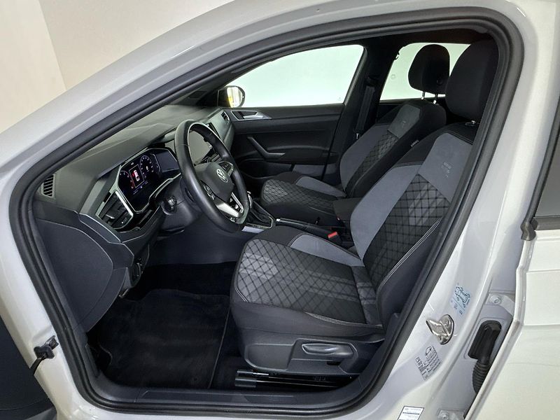 Volkswagen Taigo R-Line DSG - fotka 7 z 29