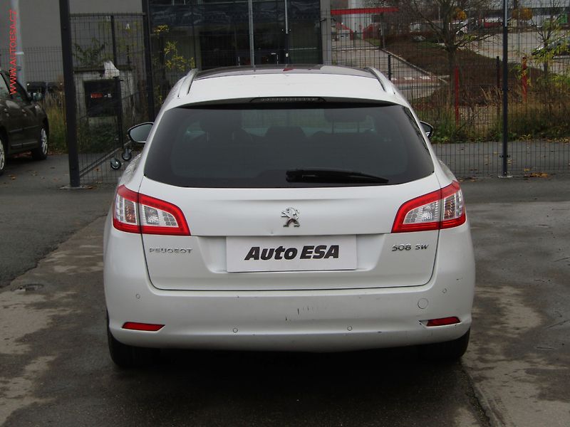 Peugeot 508 (2011) 2.0 HDi, 2.maj,ČR, Active - fotka 5 z 20