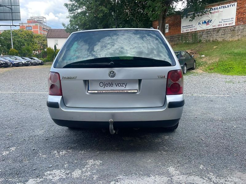 Volkswagen Passat (2003) 1,9 TDi 74 Kw TAŽNÉ - fotka 6 z 12