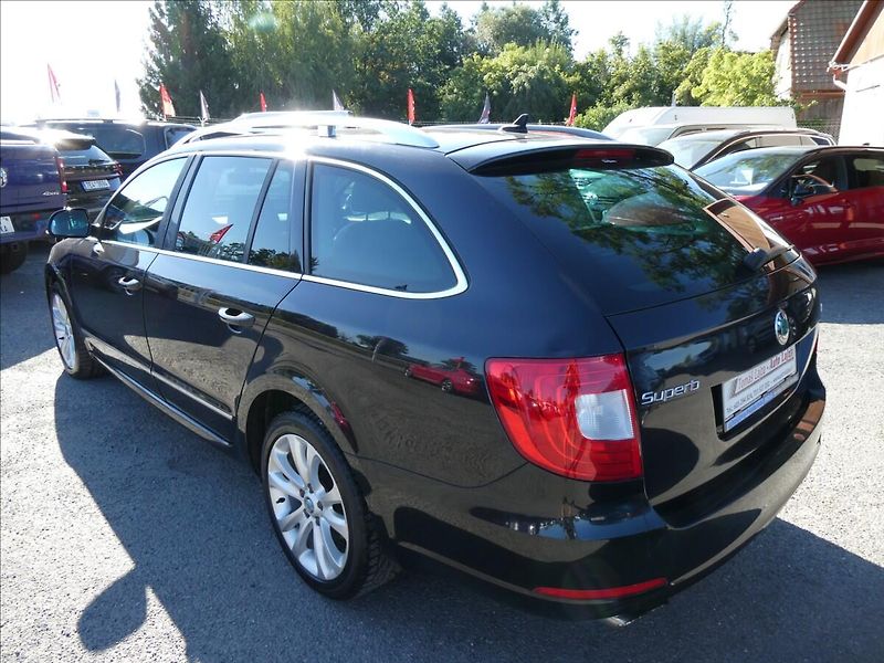 Škoda Superb 2,0 TDi 125kW ELEGANCE,závěs - fotka 6 z 47