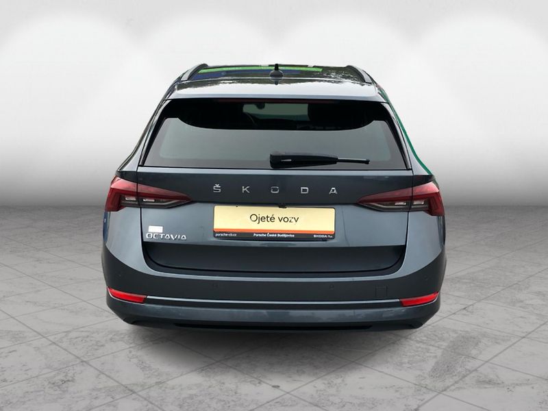Škoda Octavia Combi 2.0 TDI STYLE  DSG 7° - fotka 9 z 29