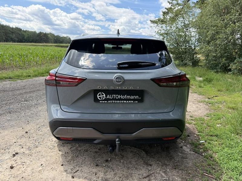 Nissan Qashqai 1.3 DIG-T 116kw Automat - fotka 4 z 43