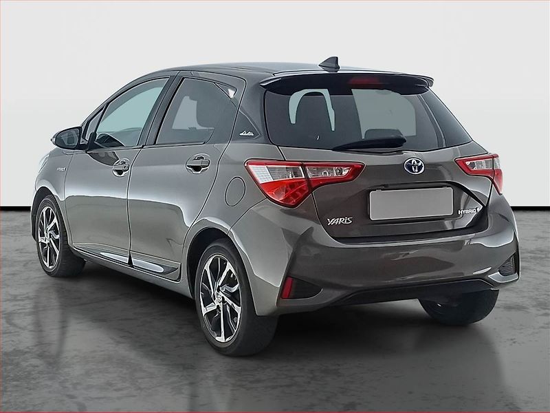 Toyota Yaris (2020) 1.5 Hybrid, Automat, ČR,1.maj - fotka 4 z 21