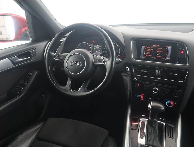 Audi Q5 (2013) S line 2.0 TDI, 4X4, Automat - fotka 7 z 15